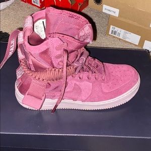 Air Force 1 high top limited edition